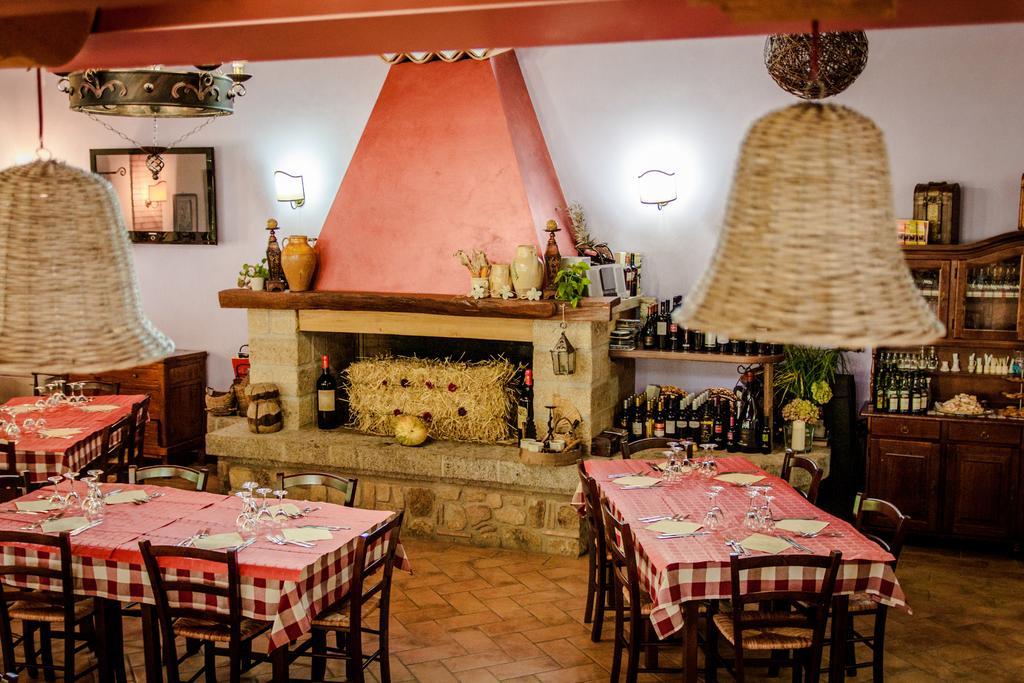 La Taverna Dei Briganti Otel Cotronei Dış mekan fotoğraf